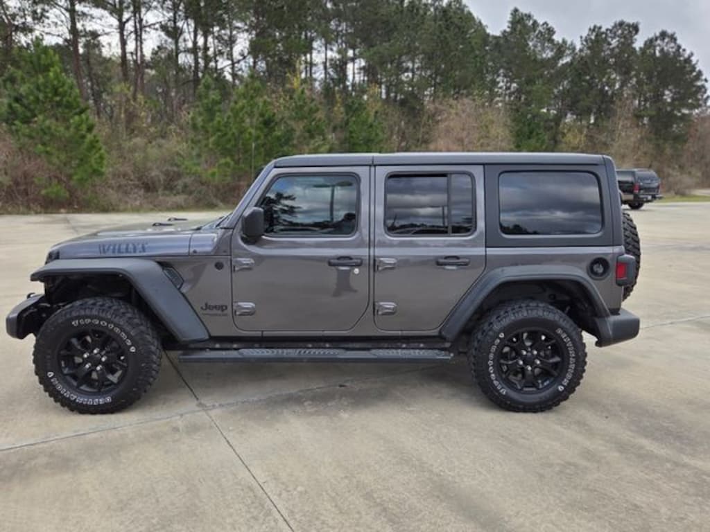 Used 2021 Jeep Wrangler Unlimited Willys SUV