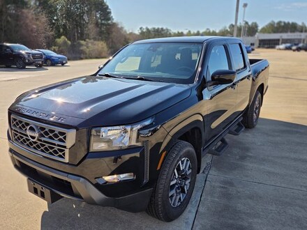 2022 Nissan Frontier SV 4WD Truck