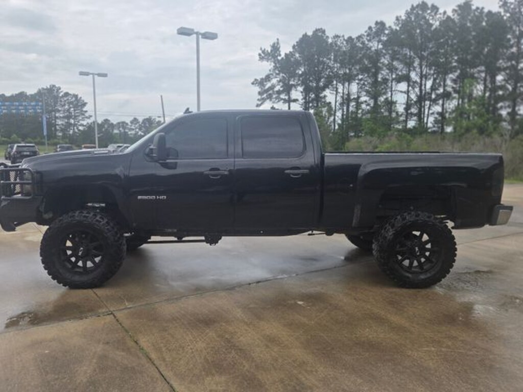 Used 2008 Chevrolet Silverado 2500HD LT Truck