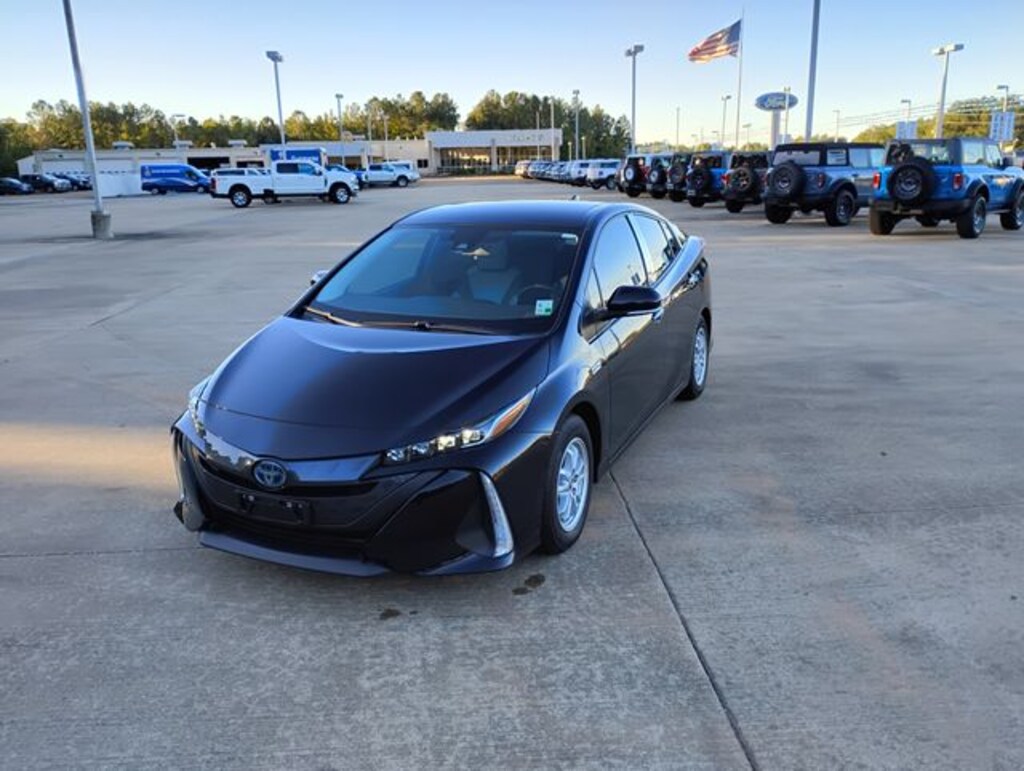 Used 2021 Toyota Prius Prime LE Hatchback