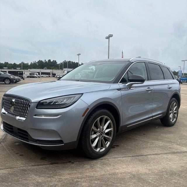 2022 Lincoln Corsair FWD's photo