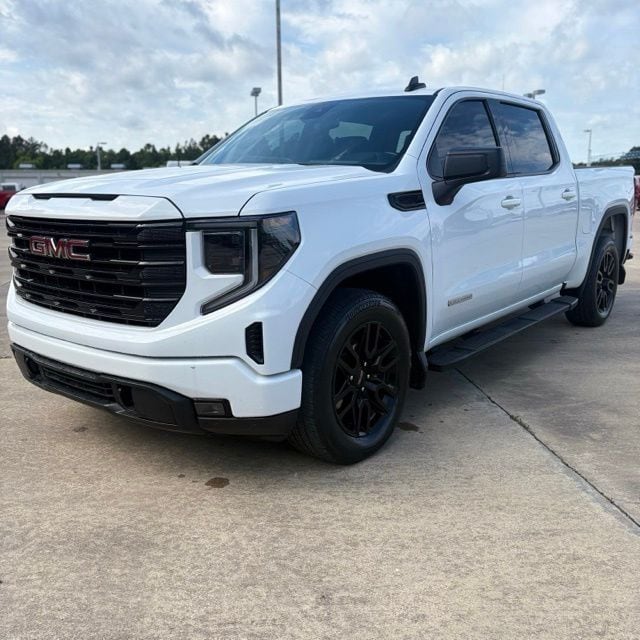 2024 GMC Sierra 2WD Crew Cab Short Box Elevation's photo