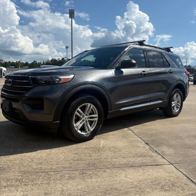 2020 Ford Explorer XLT 4WD's photo