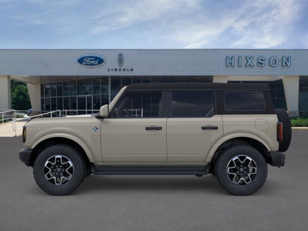 New 2026 Ford Bronco Outer Banks SUV