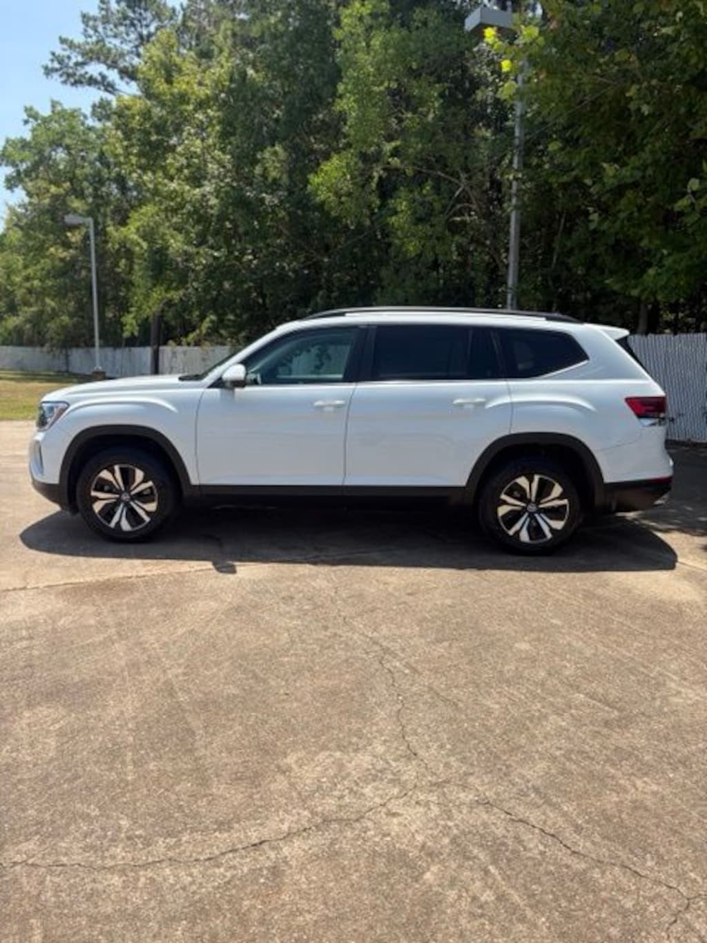 Used 2024 Volkswagen Atlas 2.0T SE SUV