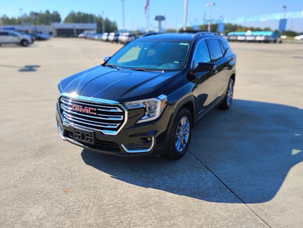 Used 2024 GMC Terrain SLT SUV