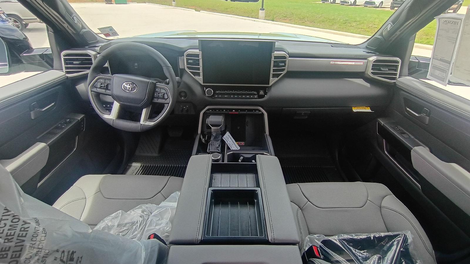 2026 Toyota Tundra Limited - Photo 15
