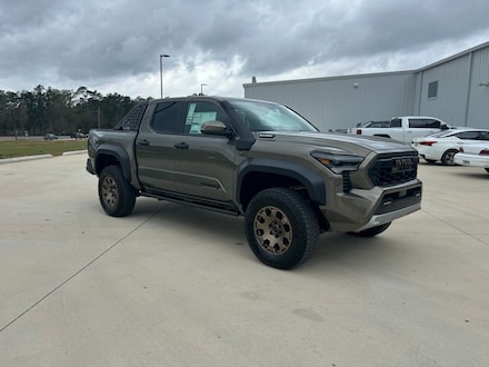 2026 Toyota Tacoma i-FORCE MAX Trailhunter 4X4 DOUBLE CAB HV