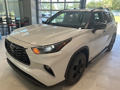 2025 Toyota Highlander Hybrid XLE Nightshade XLE NIGHTSHADE