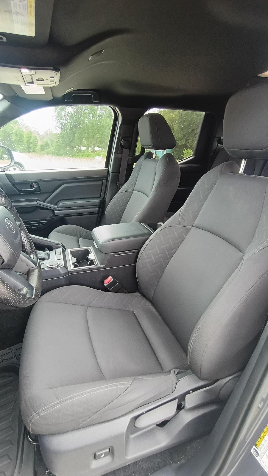 2024 Toyota Tacoma SR5 - Photo 10