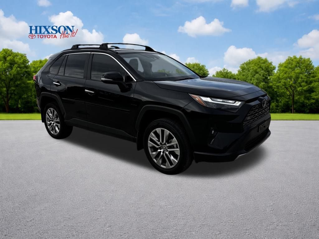 2024 Toyota RAV4 Limited's photo