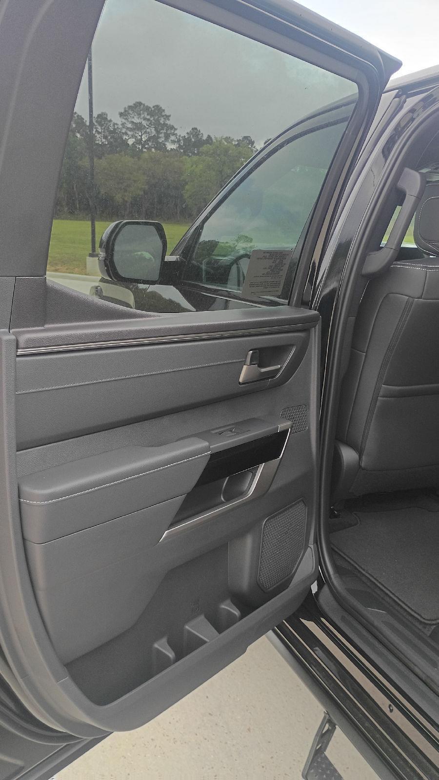 2026 Toyota Tundra Limited - Photo 12