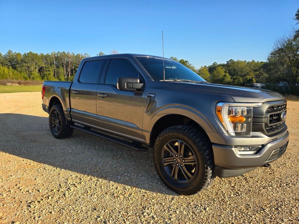 2021 Ford F-150 XLT's photo