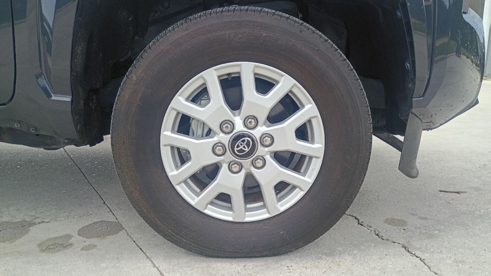 2024 Toyota Tacoma SR5 - Photo 21