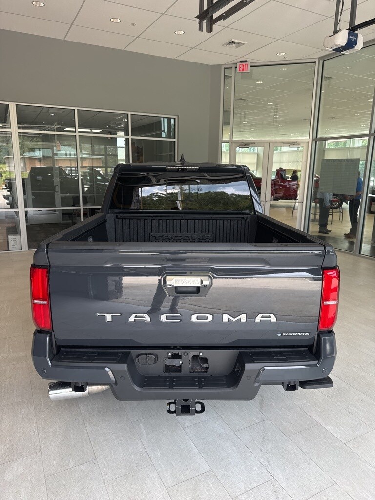 2025 Toyota Tacoma Limited 4x4 Double Cab photo 3