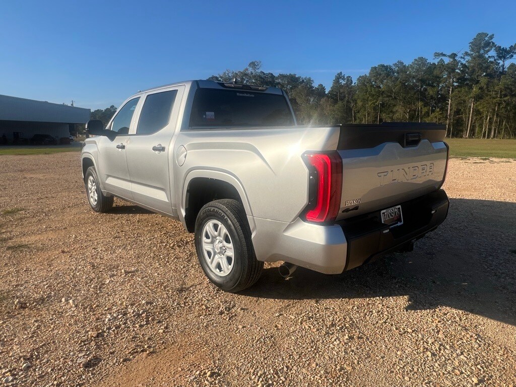 2026 Toyota Tundra SR CrewMax photo 4