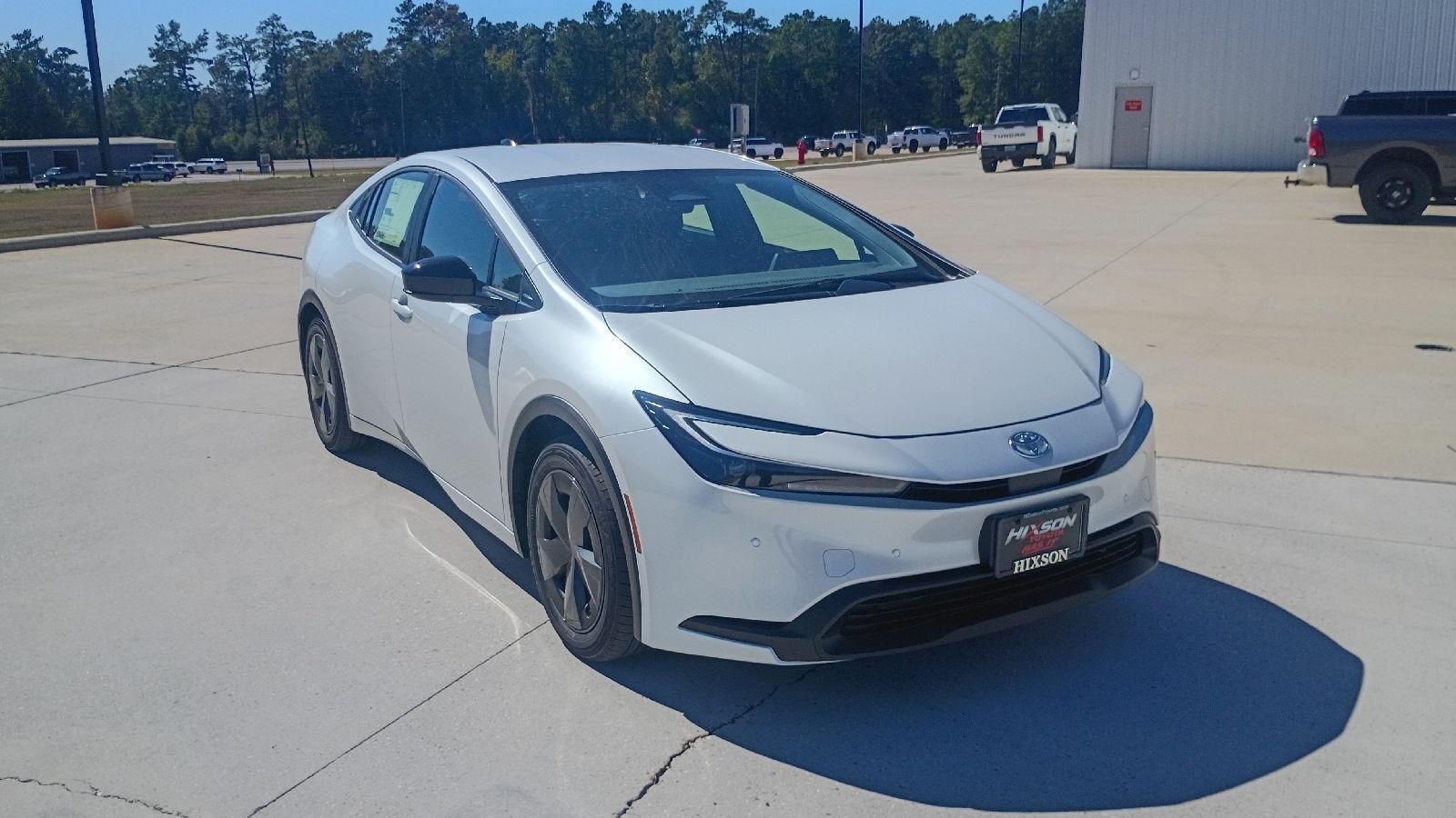 2027 Toyota Prius LE