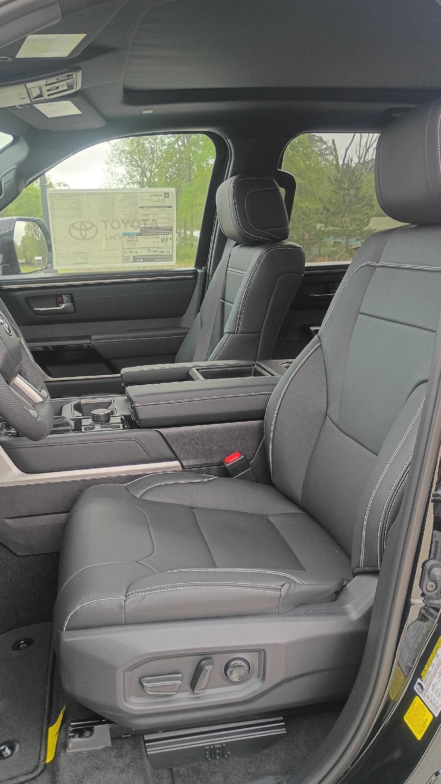 2026 Toyota Tundra Limited - Photo 10