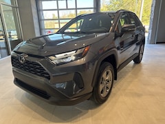 2025 Toyota RAV4 XLE XLE FWD SUV