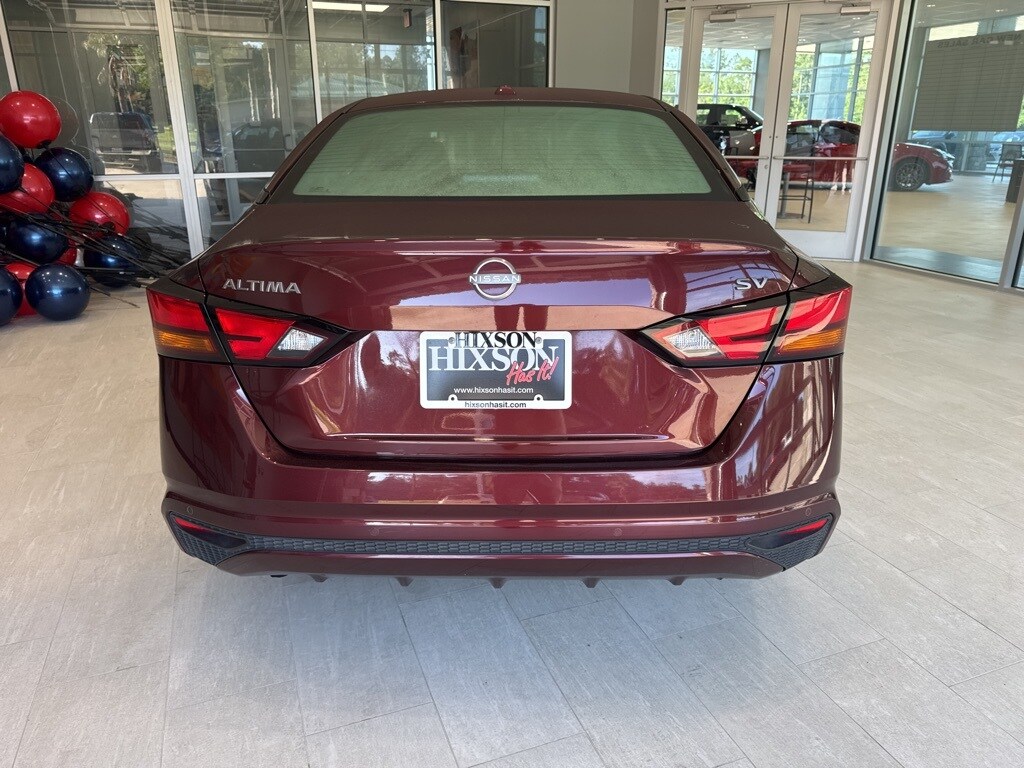 2024 Nissan Altima 2.5 SV photo 3