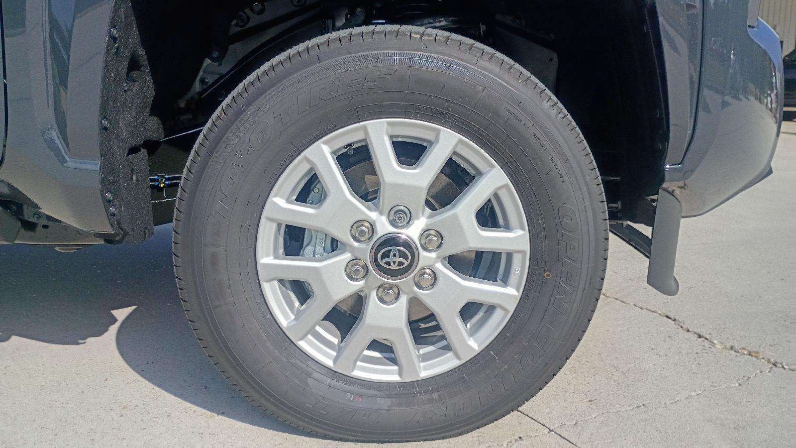 2026 Toyota Tacoma SR5 - Photo 21