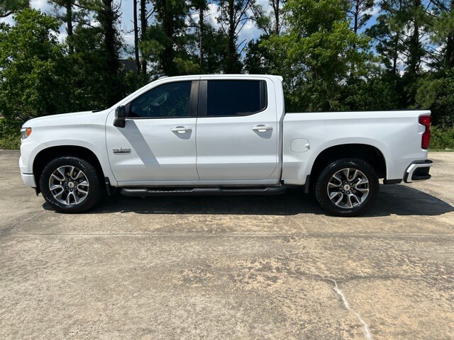 2023 Chevrolet Silverado 1500 RST photo 2