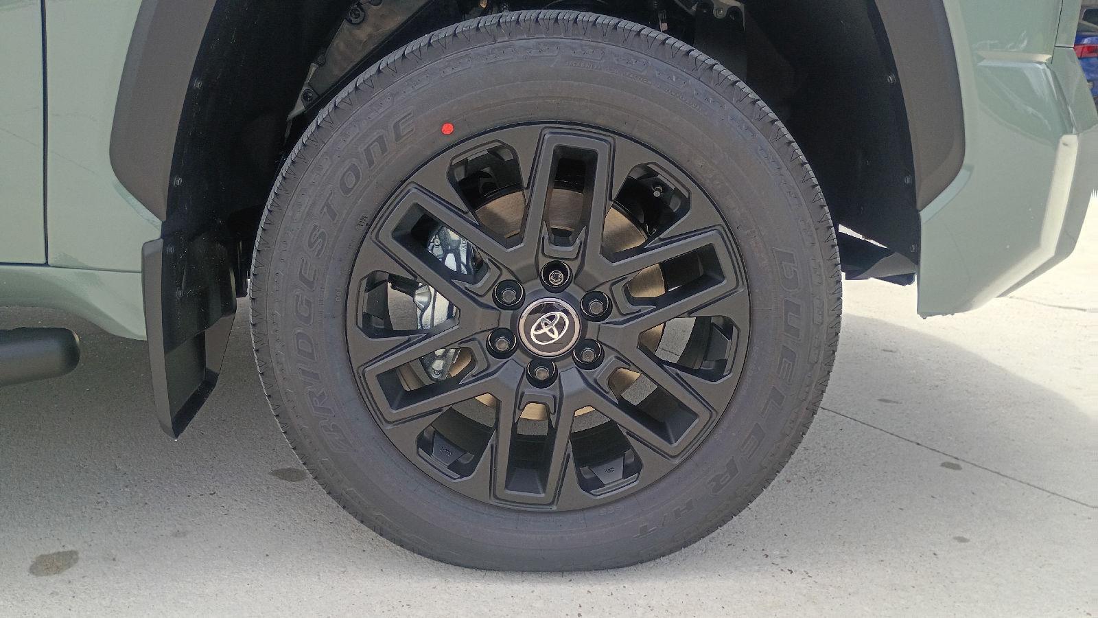 2026 Toyota Tundra Limited - Photo 22