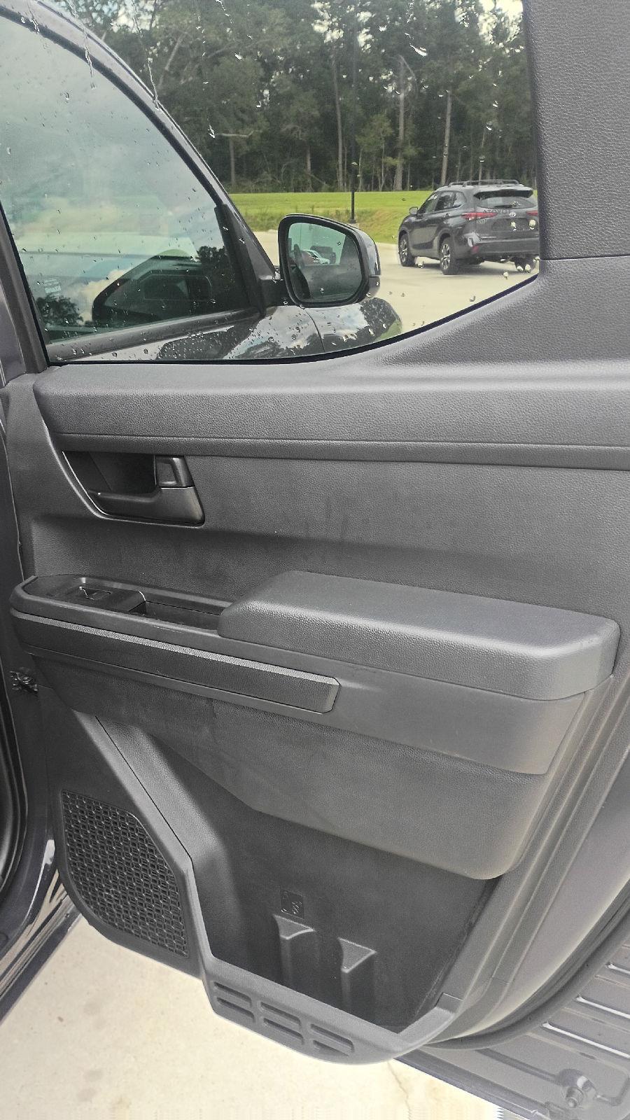 2024 Toyota Tacoma SR5 - Photo 17