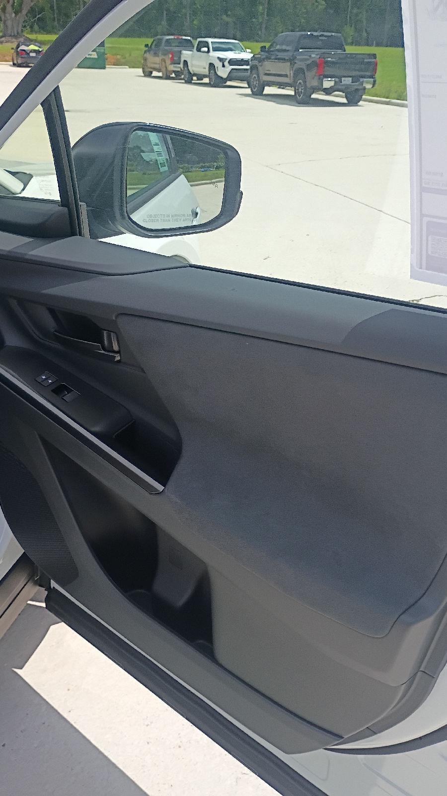 2026 Toyota C-HR SE - Photo 19