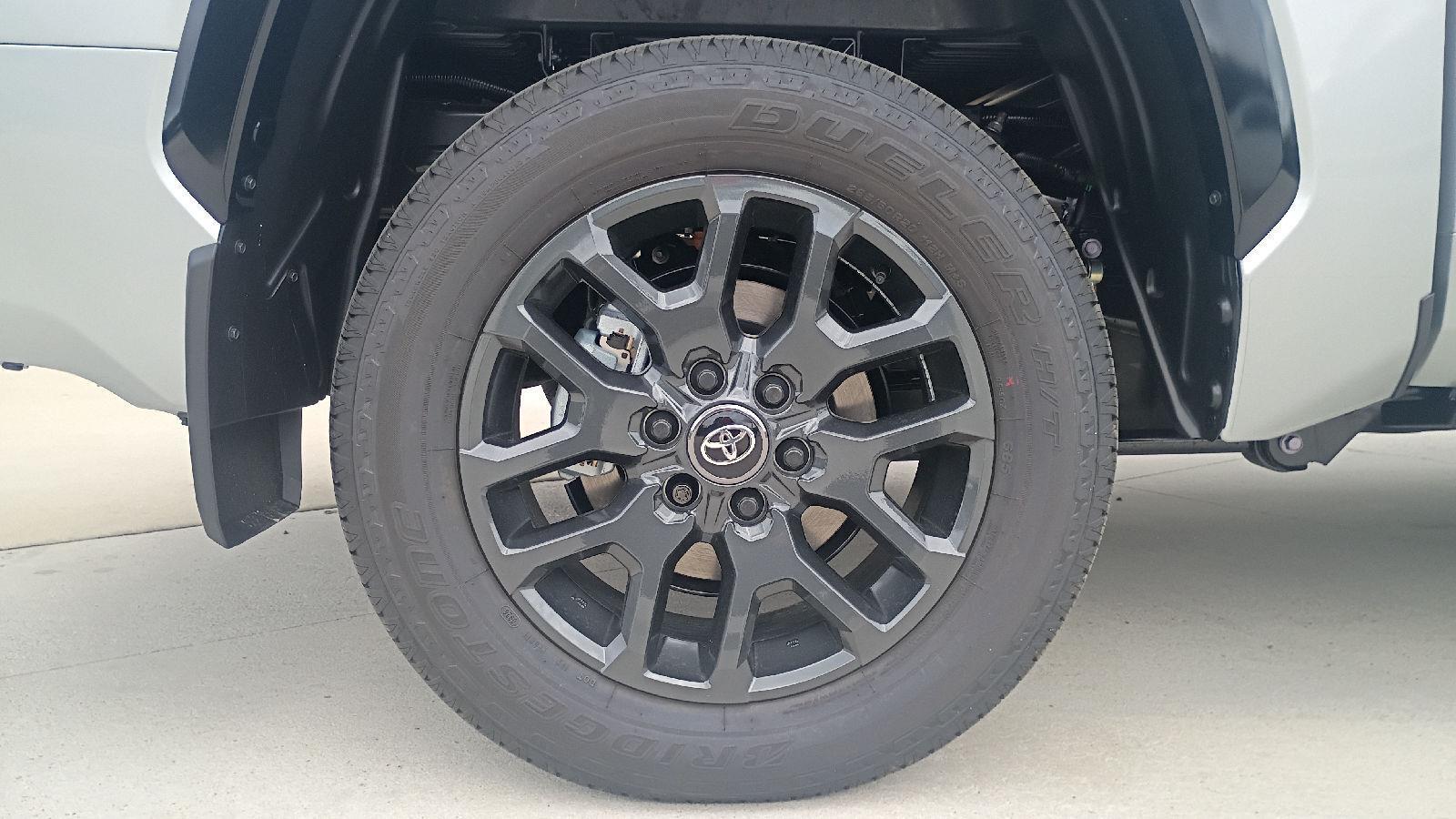 2026 Toyota Tundra Platinum - Photo 23