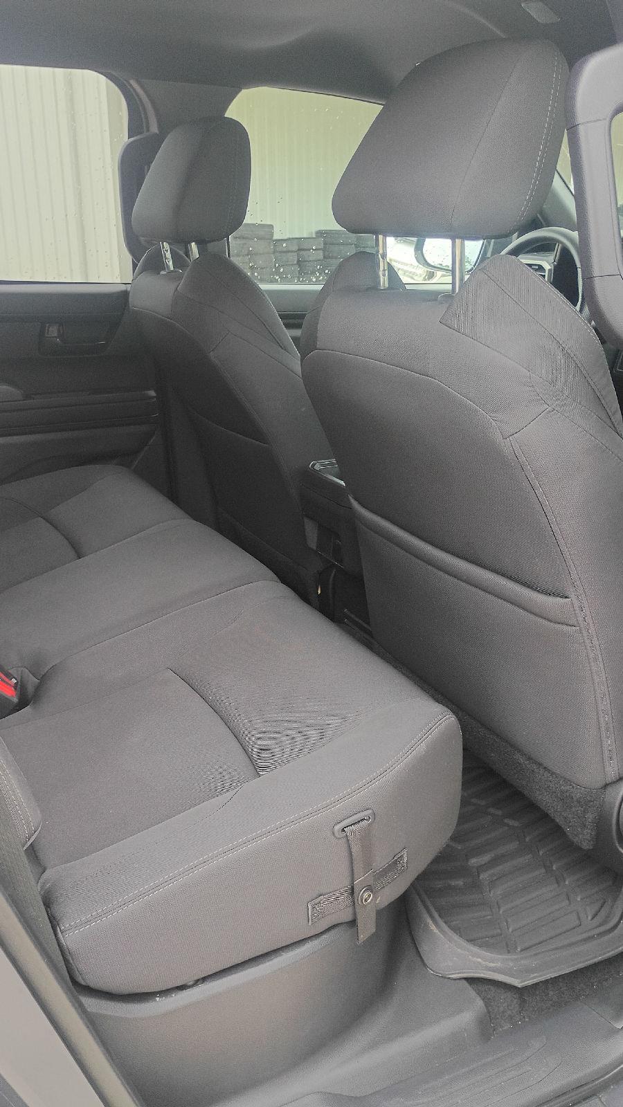 2024 Toyota Tacoma SR5 - Photo 18