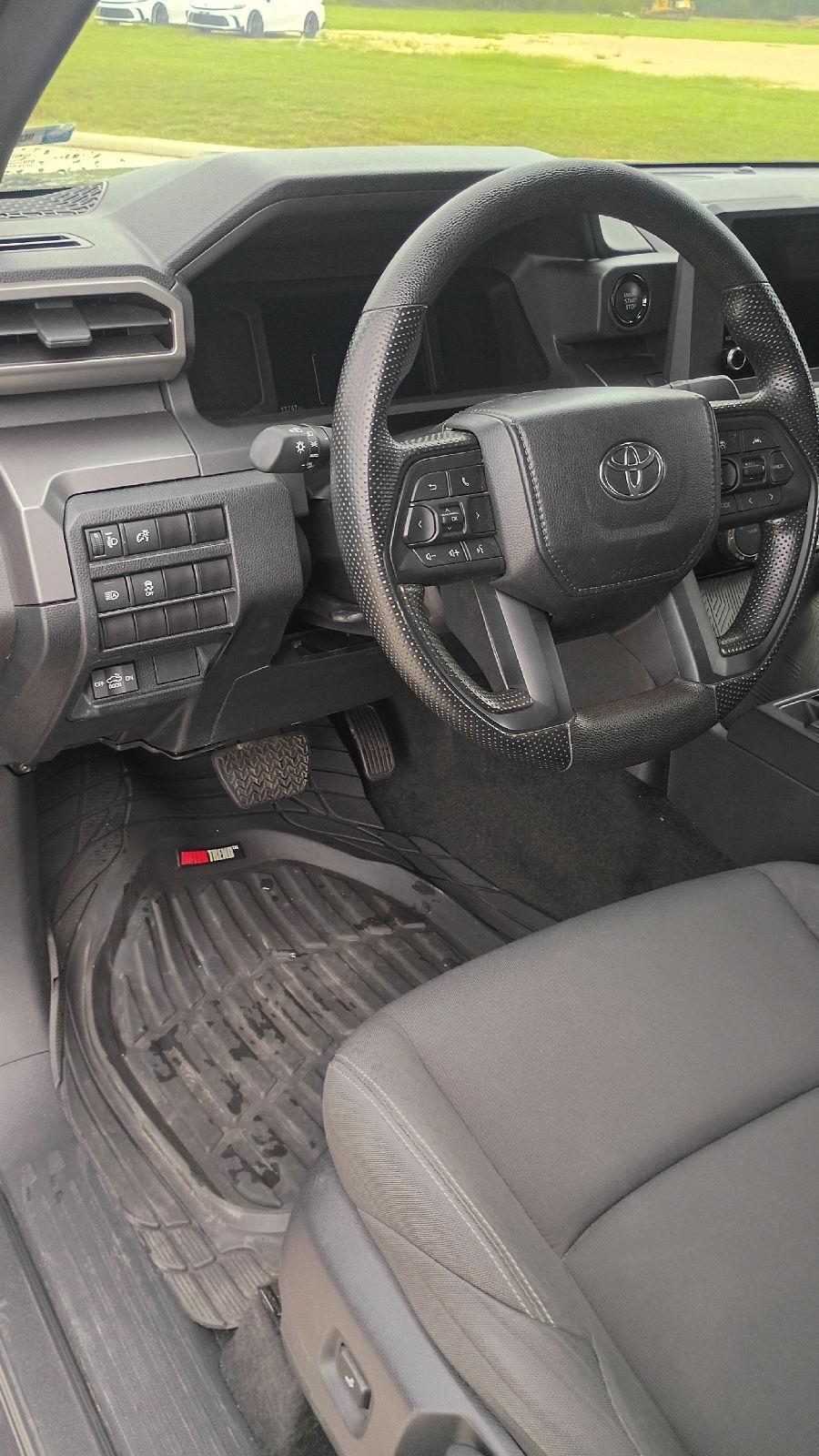 2024 Toyota Tacoma SR5 - Photo 11