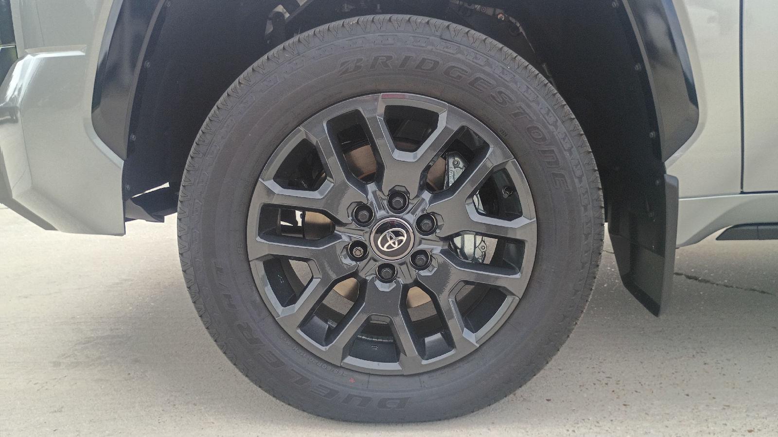 2026 Toyota Tundra Platinum - Photo 25