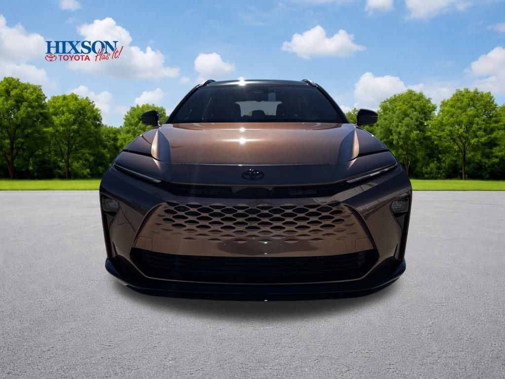 2026 Toyota Crown Signia Limited photo 2