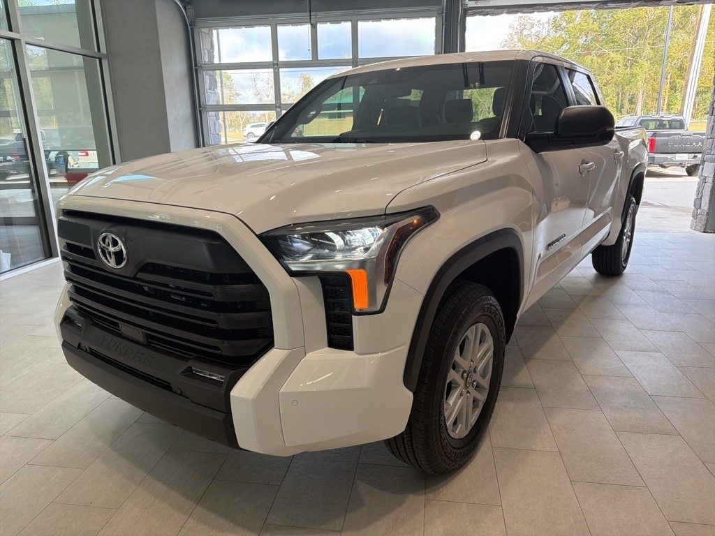 2026 Toyota Tundra SR5's photo