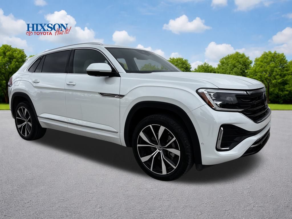 2024 Volkswagen Atlas Cross Sport SEL Premium R-LINE's photo