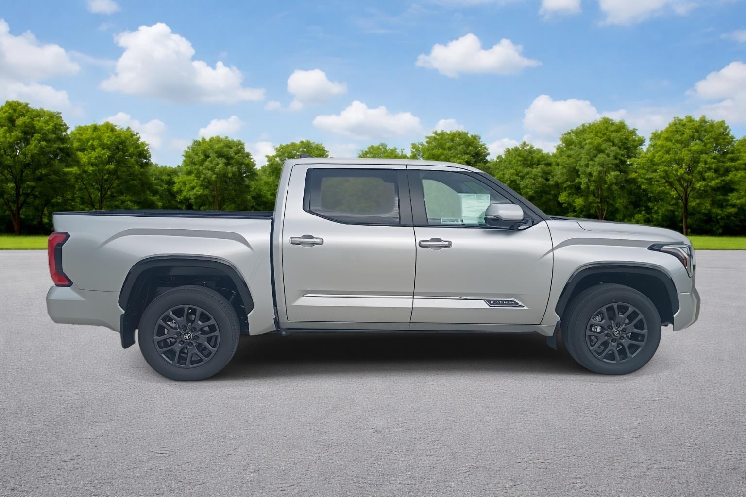 2026 Toyota Tundra Platinum - Photo 8