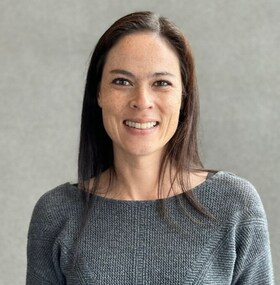 Staff member Mindy Crystal from dd4040e7f248