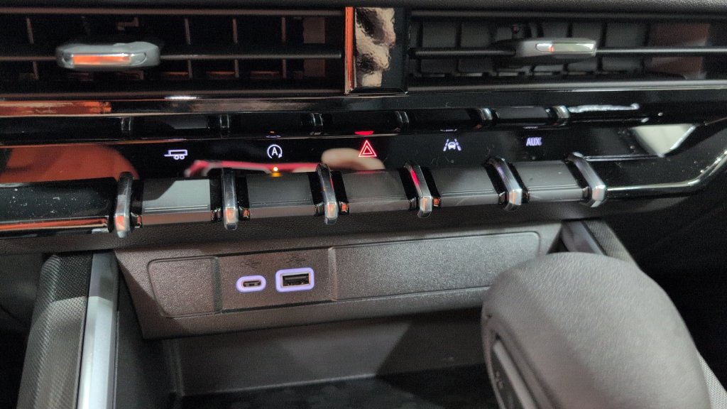 2026 Chevrolet Colorado Work Truck - Photo 14