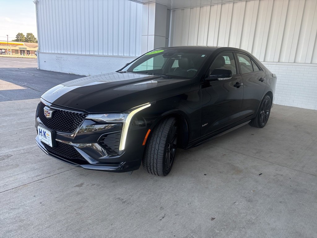 2021 Cadillac CT4 photo 3