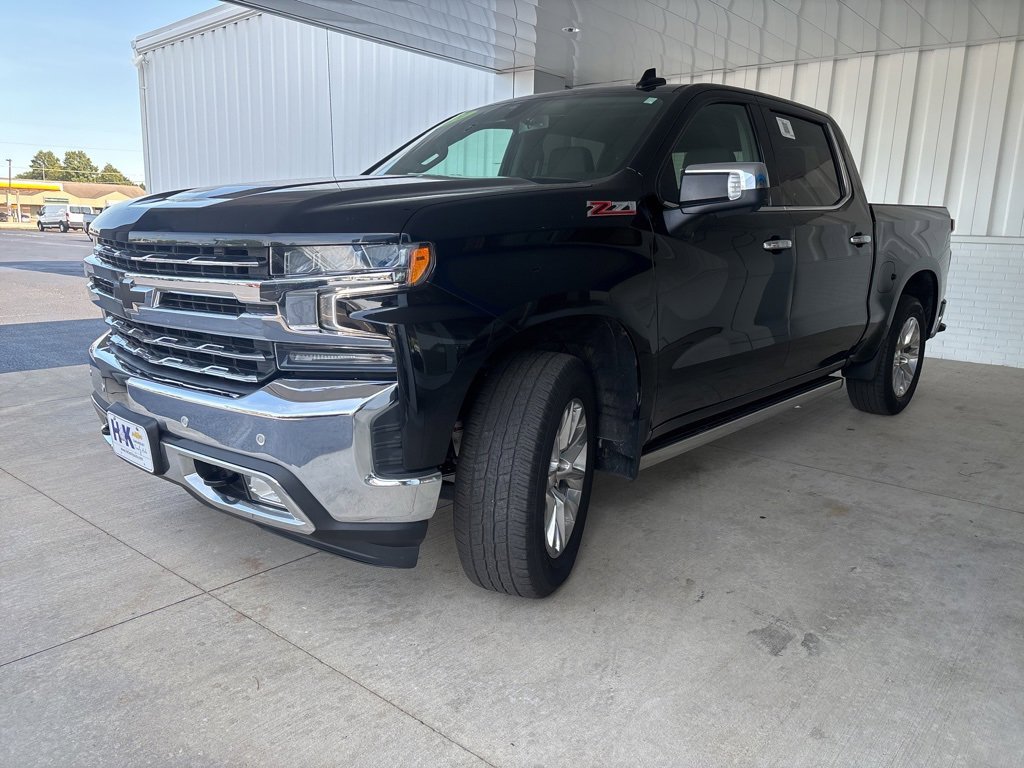 2021 Chevrolet Silverado 1500 LTZ photo 2
