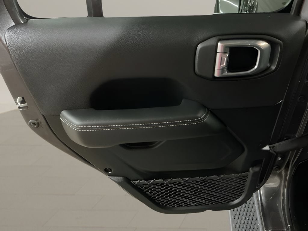 2021 Jeep Wrangler Unlimited Sahara - Photo 19