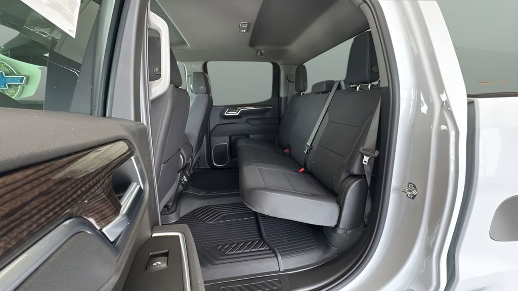 2026 Chevrolet Silverado 1500 LT - Photo 15