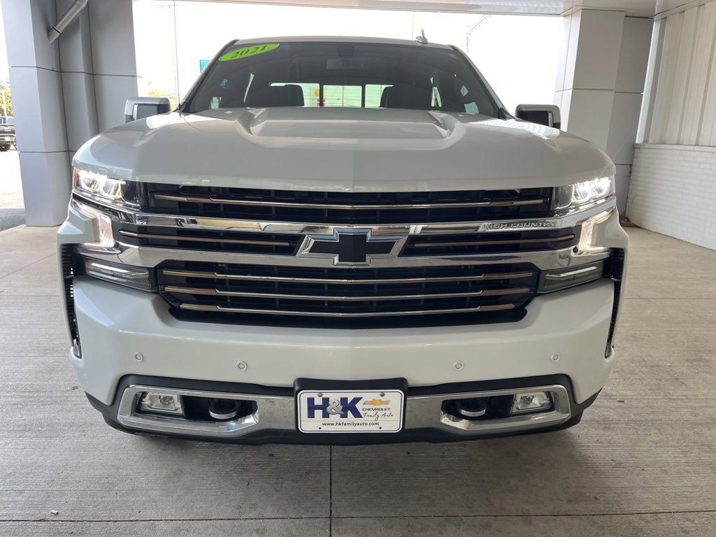 Used 2021 Chevrolet Silverado 1500 High Country with VIN 1GCUYHEDXMZ340357 for sale in New Haven, IN