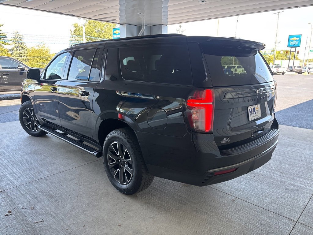 2022 Chevrolet Suburban Z71 photo 4