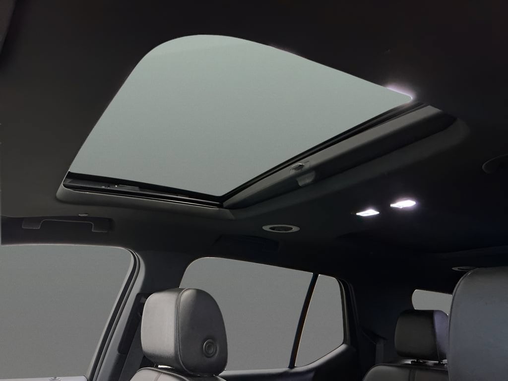 2022 Chevrolet Traverse RS - Photo 17