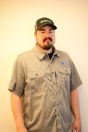 Staff member Ryan Axt from ID_f5996f2eb75f