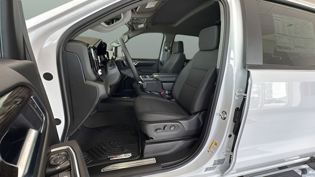 2026 Chevrolet Silverado 1500 LT - Photo 9