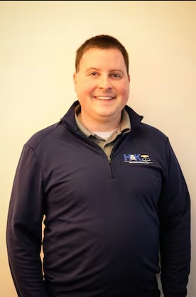 Staff member Eric Perrine from ID_e0bbe641d783