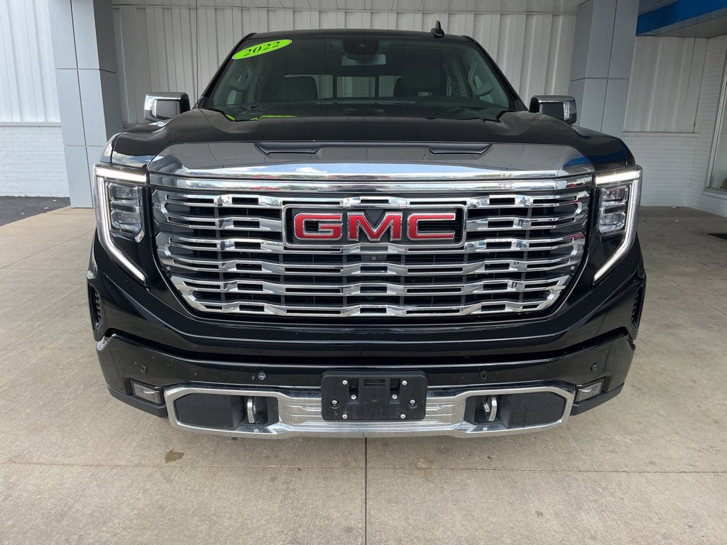 Used 2022 GMC Sierra 1500 Denali Denali with VIN 3GTUUGED2NG668069 for sale in New Haven, IN